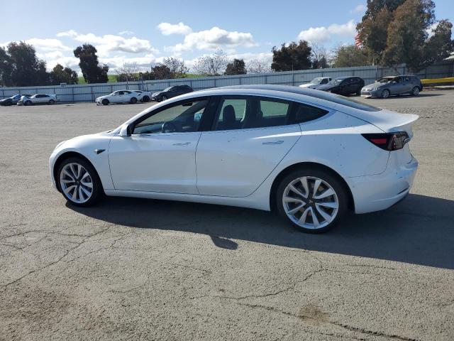  TESLA MODEL 3 2019 Белы