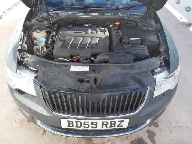 2009 SKODA SUPERB ELE