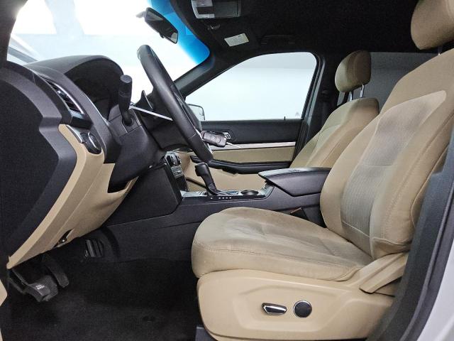  FORD EXPLORER 2017 Silver