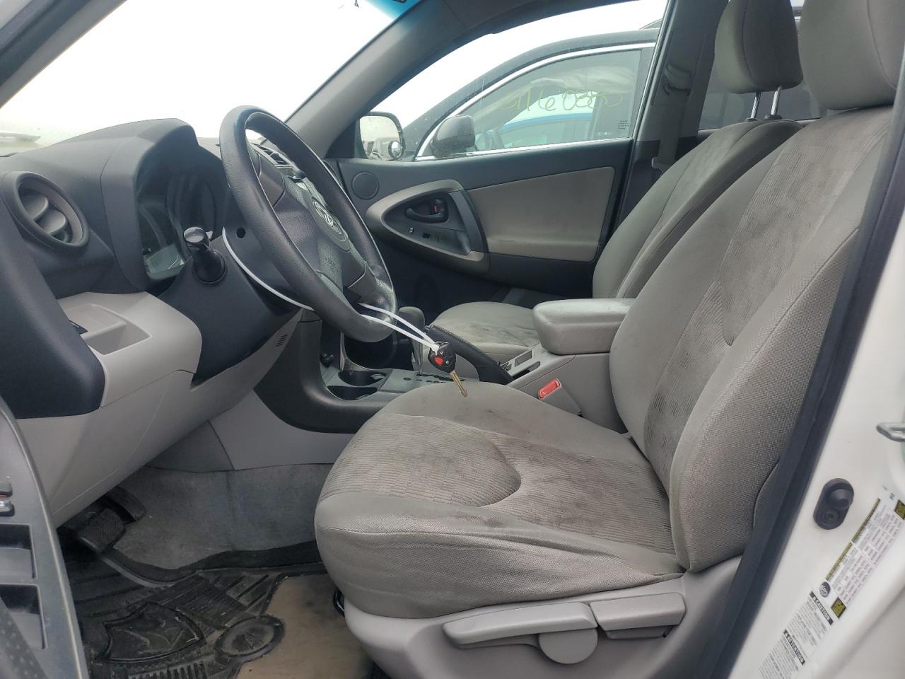 2T3BF4DVXBW110752 2011 Toyota Rav4