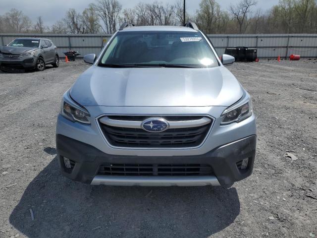  SUBARU OUTBACK 2021 Srebrny