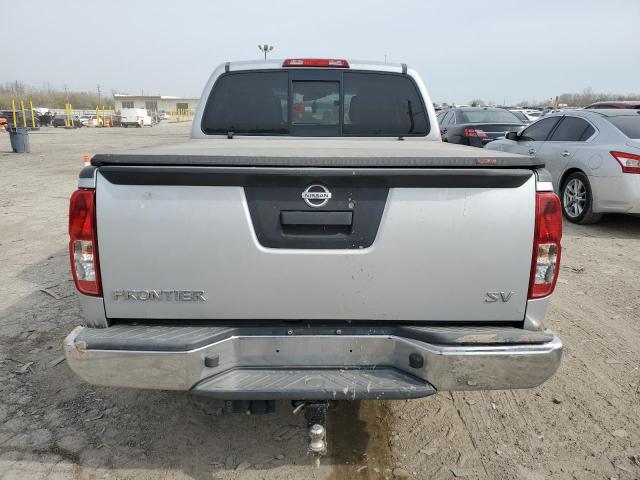  NISSAN FRONTIER 2018 Сріблястий