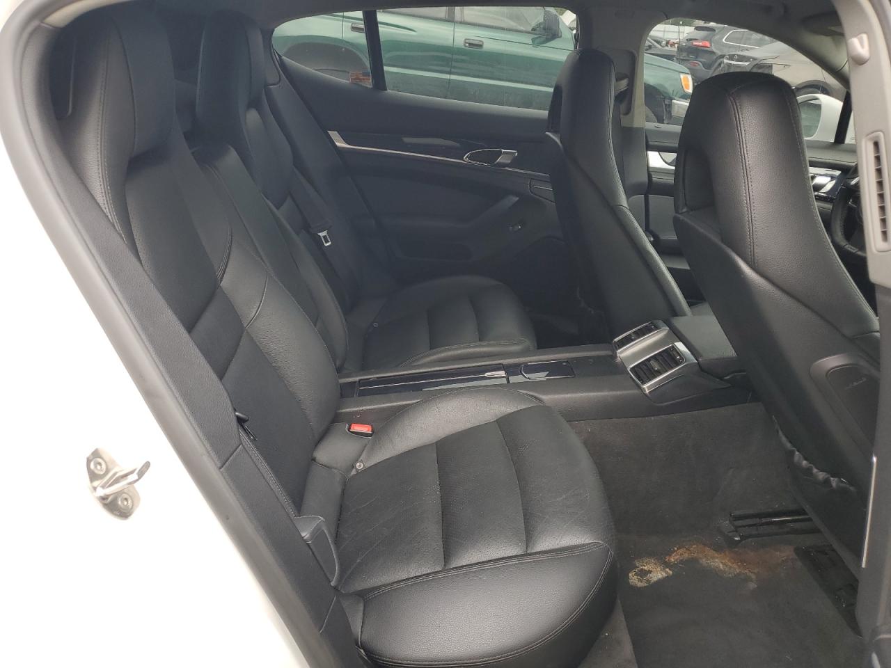 2012 Porsche Panamera 2 VIN: WP0AA2A73CL071270 Lot: 52025565