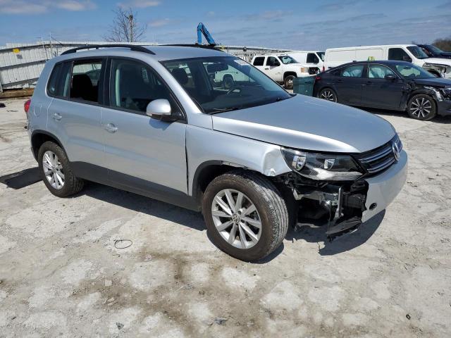  VOLKSWAGEN TIGUAN 2017 Srebrny