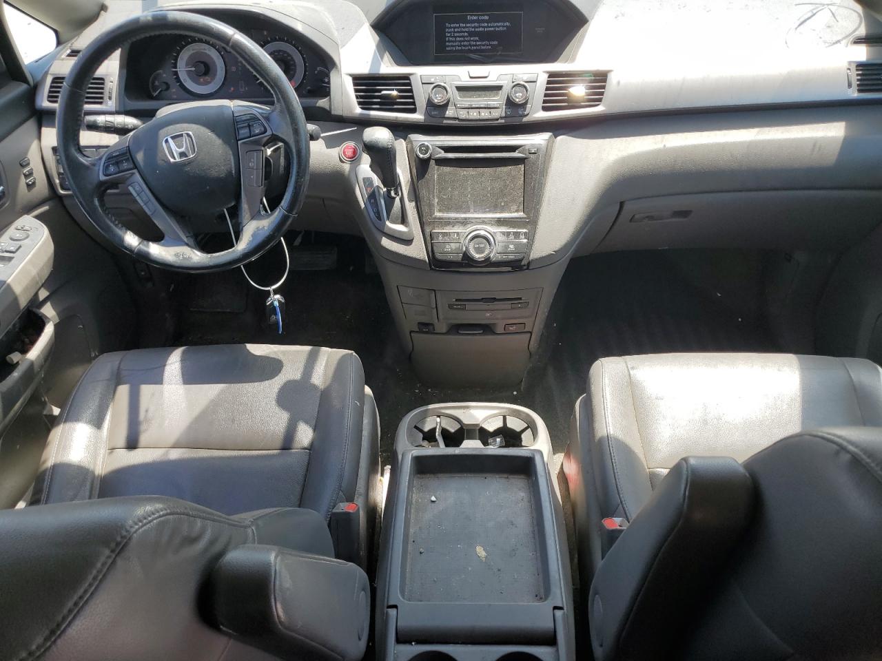 2016 Honda Odyssey - Image 8