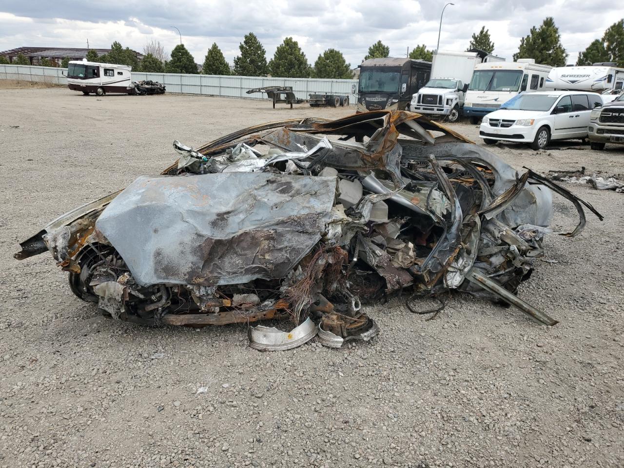 2001 Ford Taurus Sel zu verkaufen in Bismarck, ND - Burn