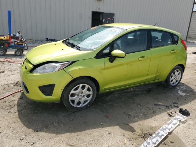 Hatchbacks FORD FIESTA 2012 Zielony