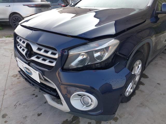 2018 MERCEDES BENZ GLA 200 SE
