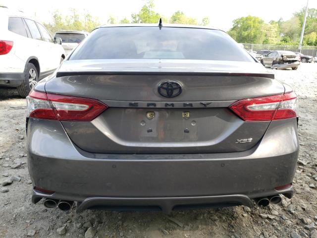  TOYOTA CAMRY 2018 Szary