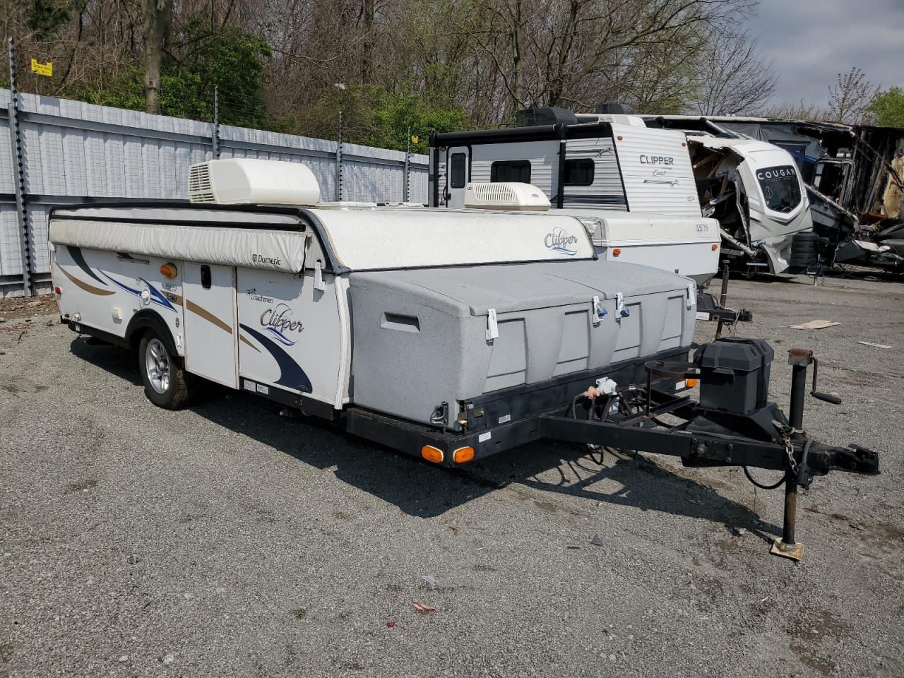2012 Coach Clipper for Sale in Cahokia Heights, IL - Rear End