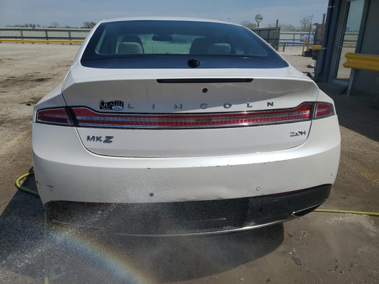 2019 Lincoln MKZ - Image 6
