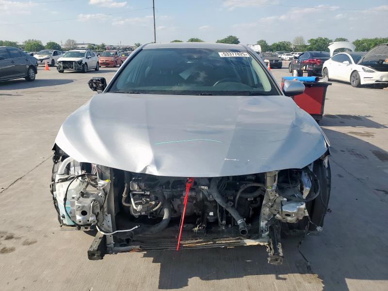  TOYOTA CAMRY 2023 Srebrny