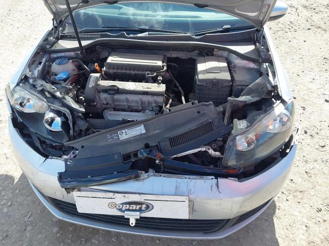 2009 VOLKSWAGEN GOLF S