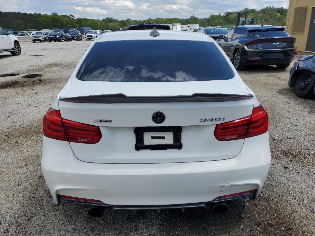 2018 BMW 340 Xi VIN: WBA8B7G52JNU94774 Lot: 52497895