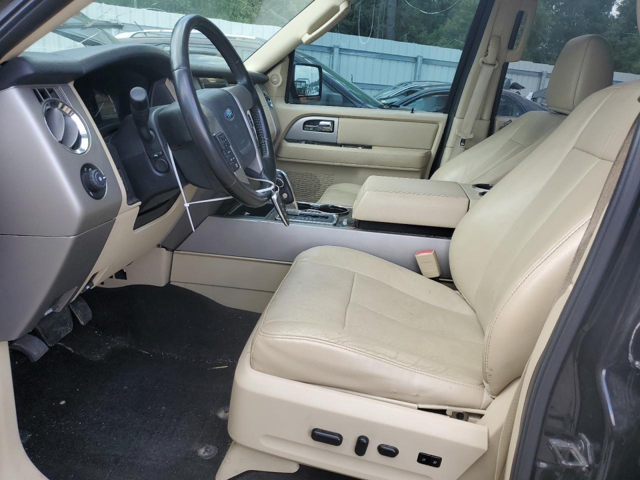 2015 Ford Expedition Limited VIN: 1FMJU1KT4FEF26127 Lot: 52199575