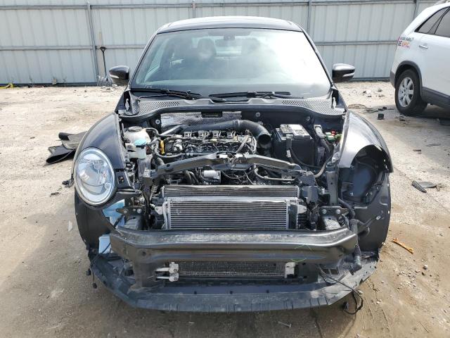 VOLKSWAGEN BEETLE 2019 Черный