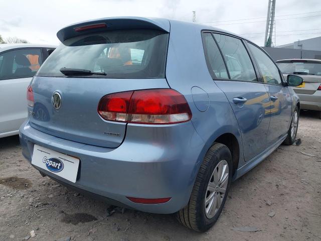 2011 VOLKSWAGEN GOLF S BLU