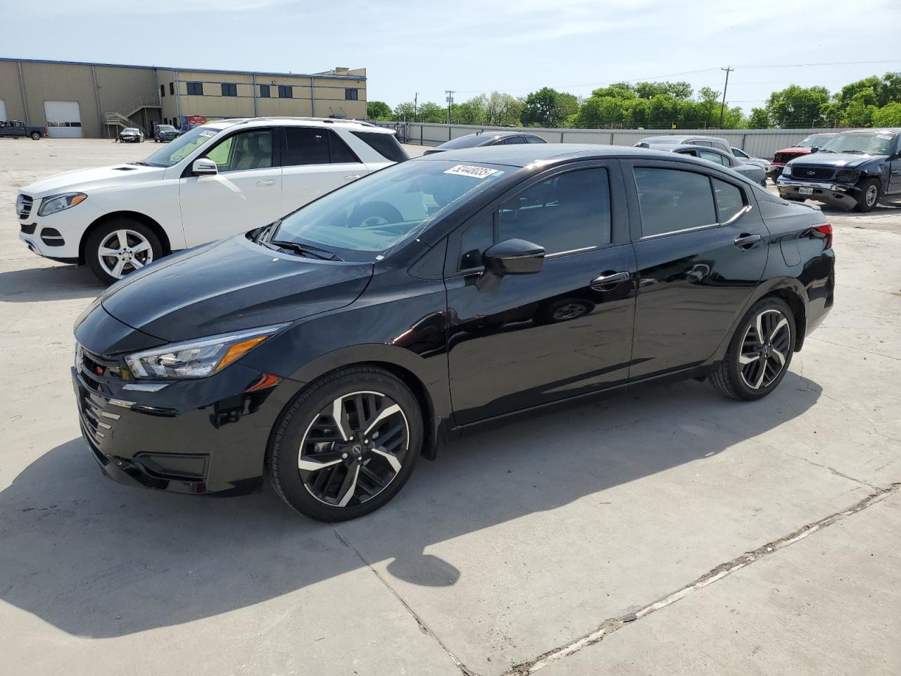 2023 Nissan Versa Sr продається в Wilmer, TX - Hail