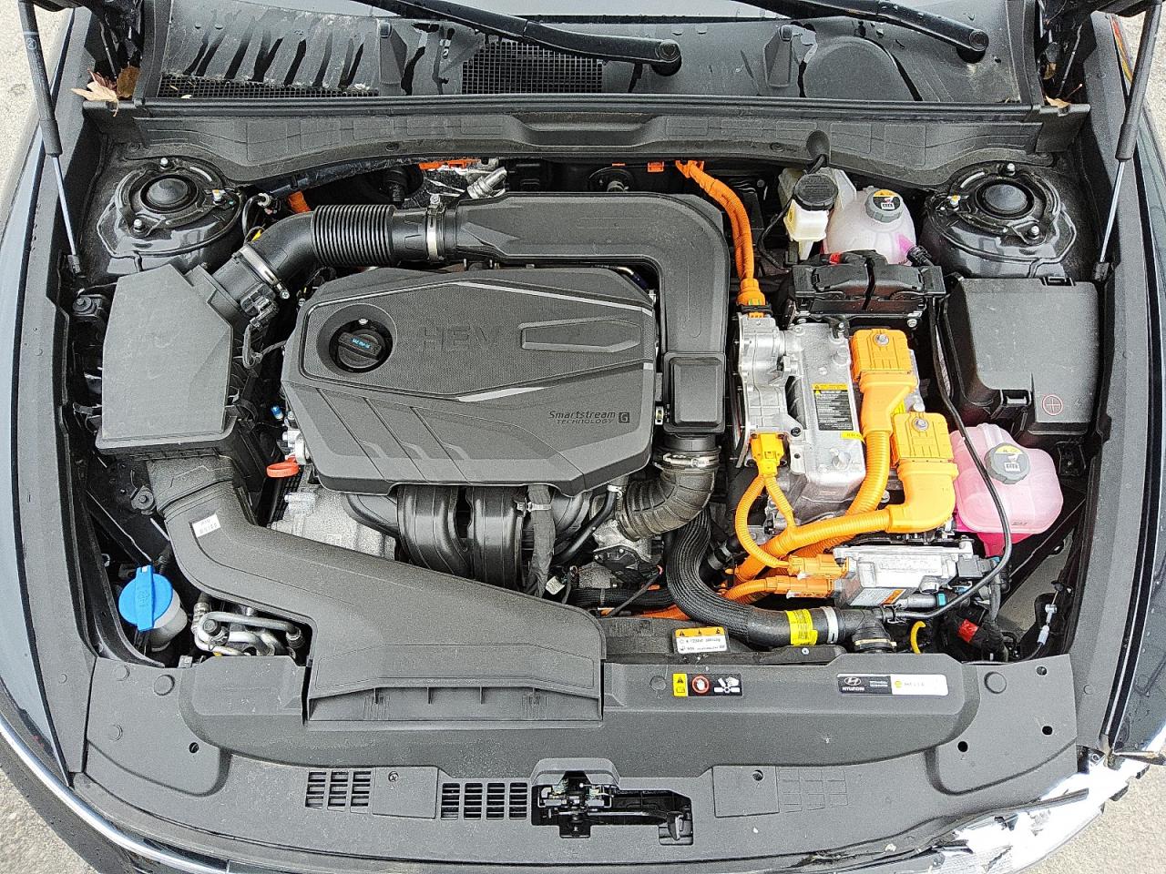 2024 Hyundai Sonata Hybrid VIN: KMHL34JJ8RA098040 Lot: 52537725
