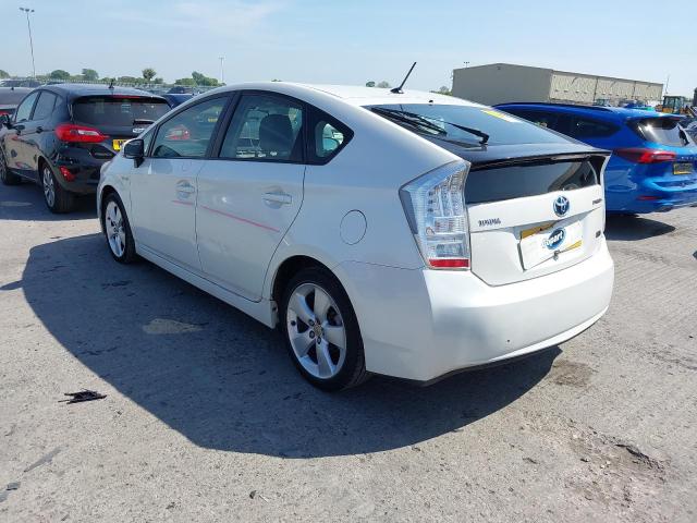 2011 TOYOTA PRIUS T4 V
