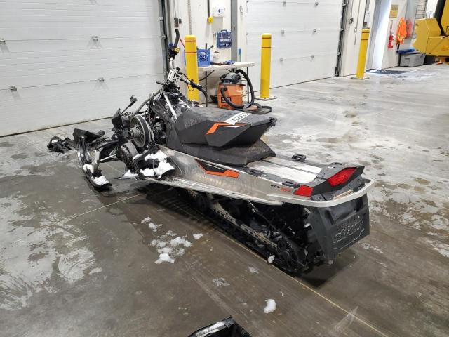 2016 SKIDOO RENEGADE