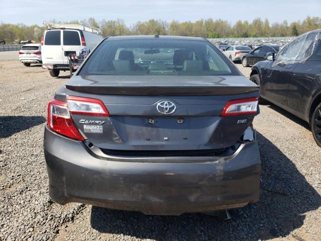 Sedans TOYOTA CAMRY 2013 Szary