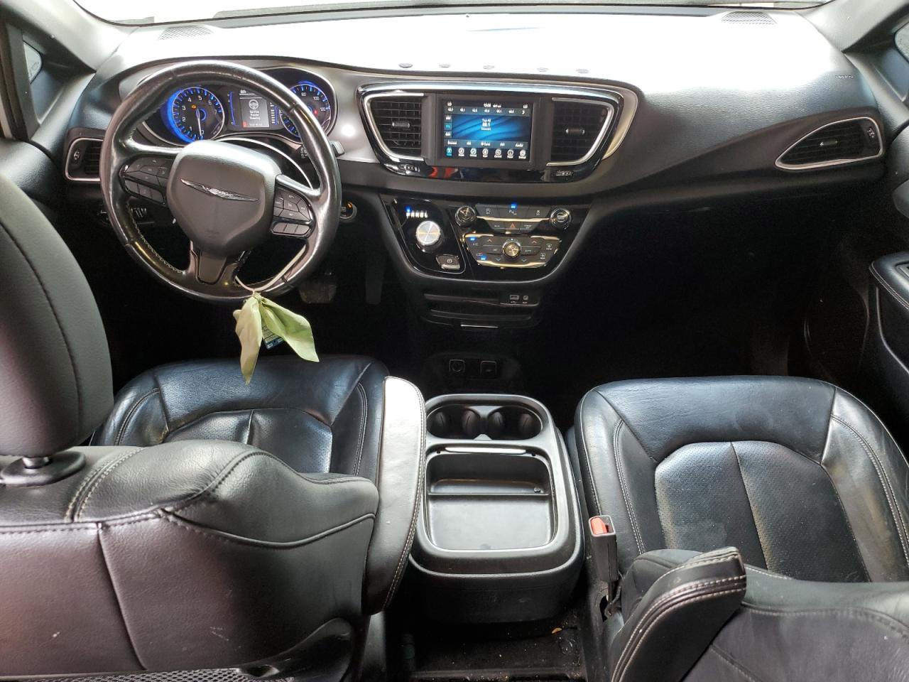 2019 Chrysler Pacifica Touring L VIN: 2C4RC1BG8KR593923 Lot: 53676265