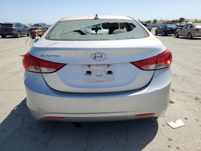  HYUNDAI ELANTRA 2013 Серебристый