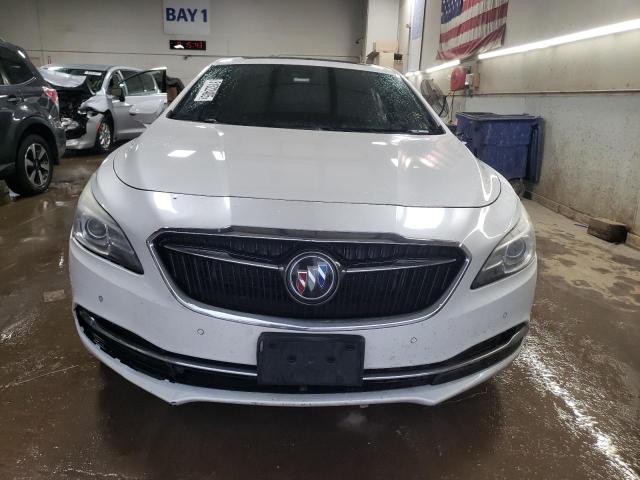  BUICK LACROSSE 2017 Белый