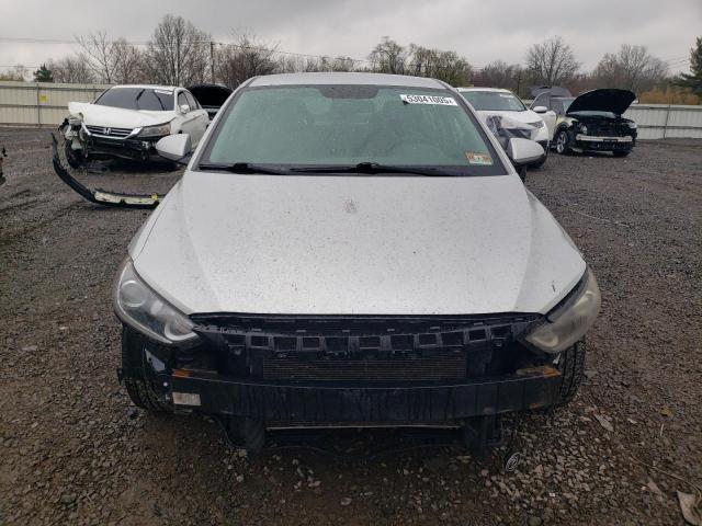  HYUNDAI ELANTRA 2017 Серебристый