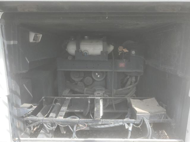 2004 FREIGHTLINER CHASSIS X LINE MOTOR HOME  