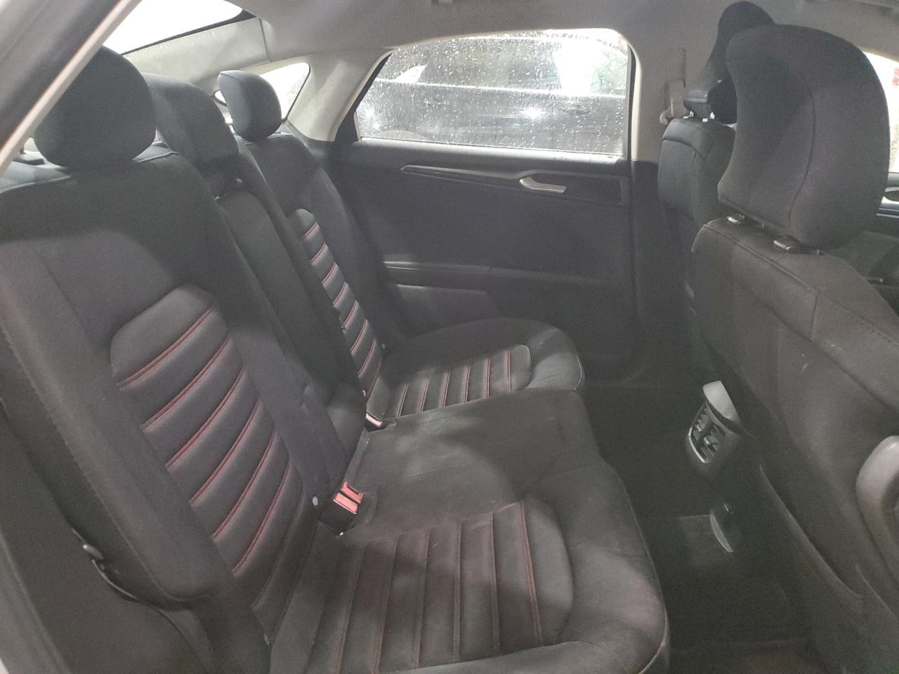 2015 Ford Fusion Se VIN: 3FA6P0H7XFR256054 Lot: 53329375