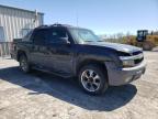 2003 Chevrolet Avalanche K1500 for Sale in Chambersburg, PA - Front End