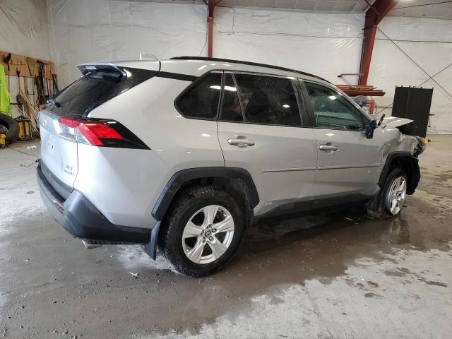  TOYOTA RAV4 2021 Srebrny
