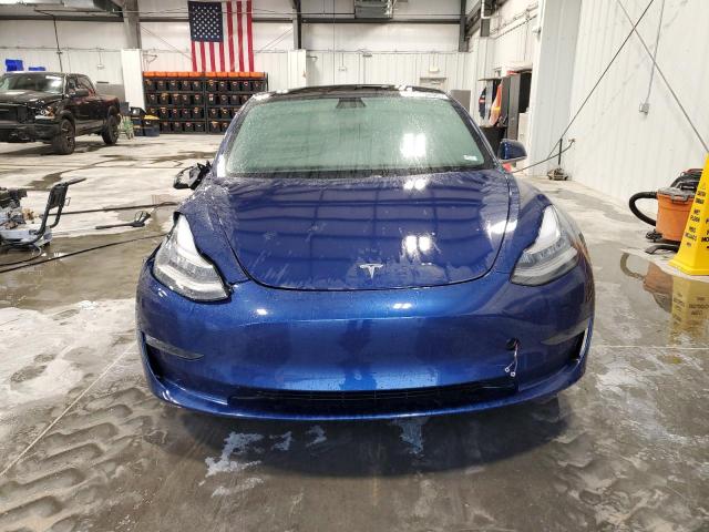  TESLA MODEL 3 2020 Синий