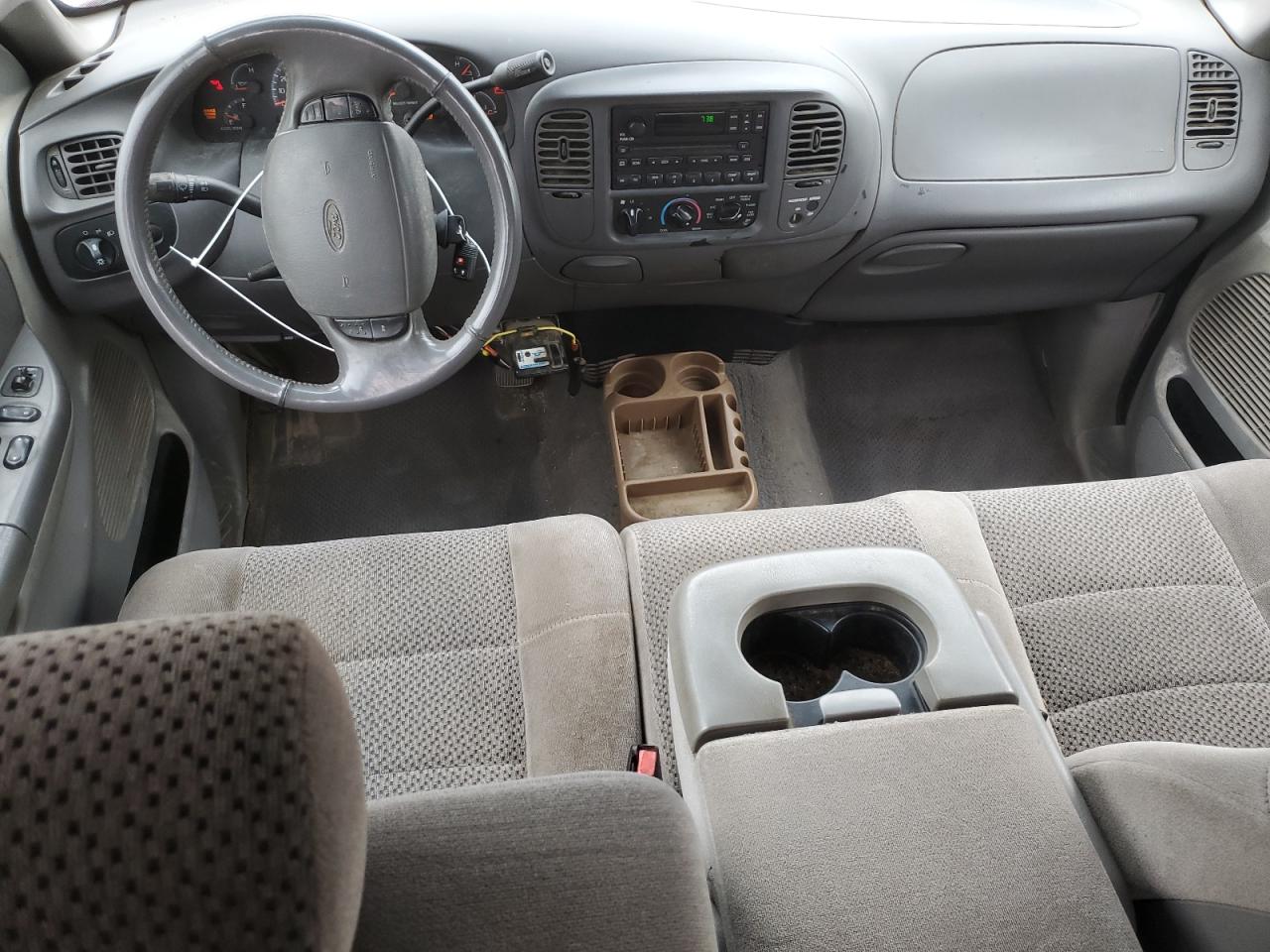 2002 Ford F150 VIN: 1FTRX17W52NA77925 Lot: 53037615