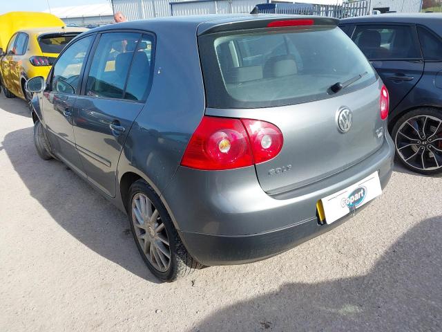 2005 VOLKSWAGEN GOLF GT TD