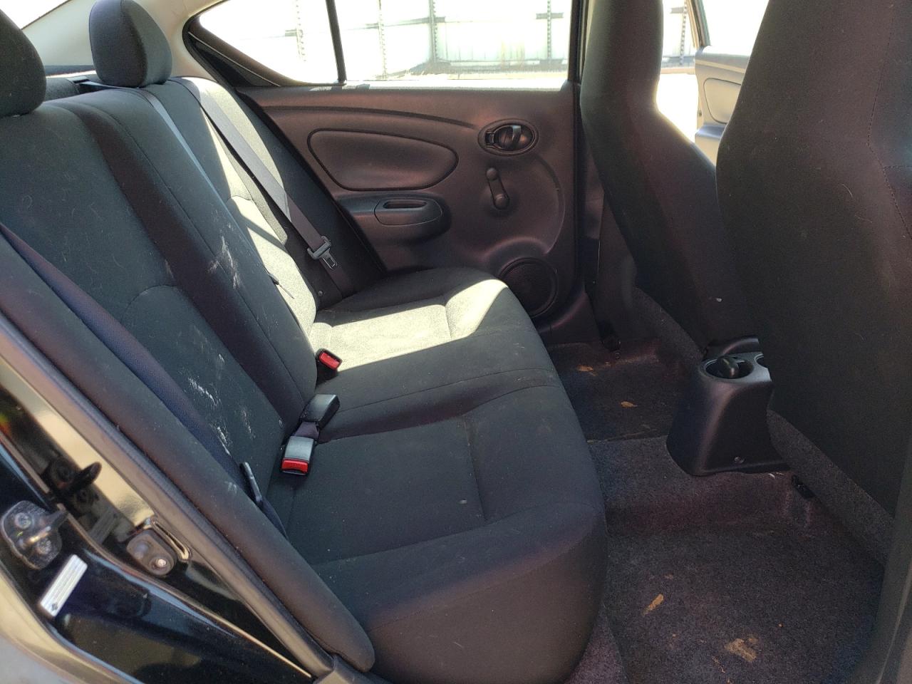 2015 Nissan Versa S VIN: 3N1CN7AP3FL834295 Lot: 52340395