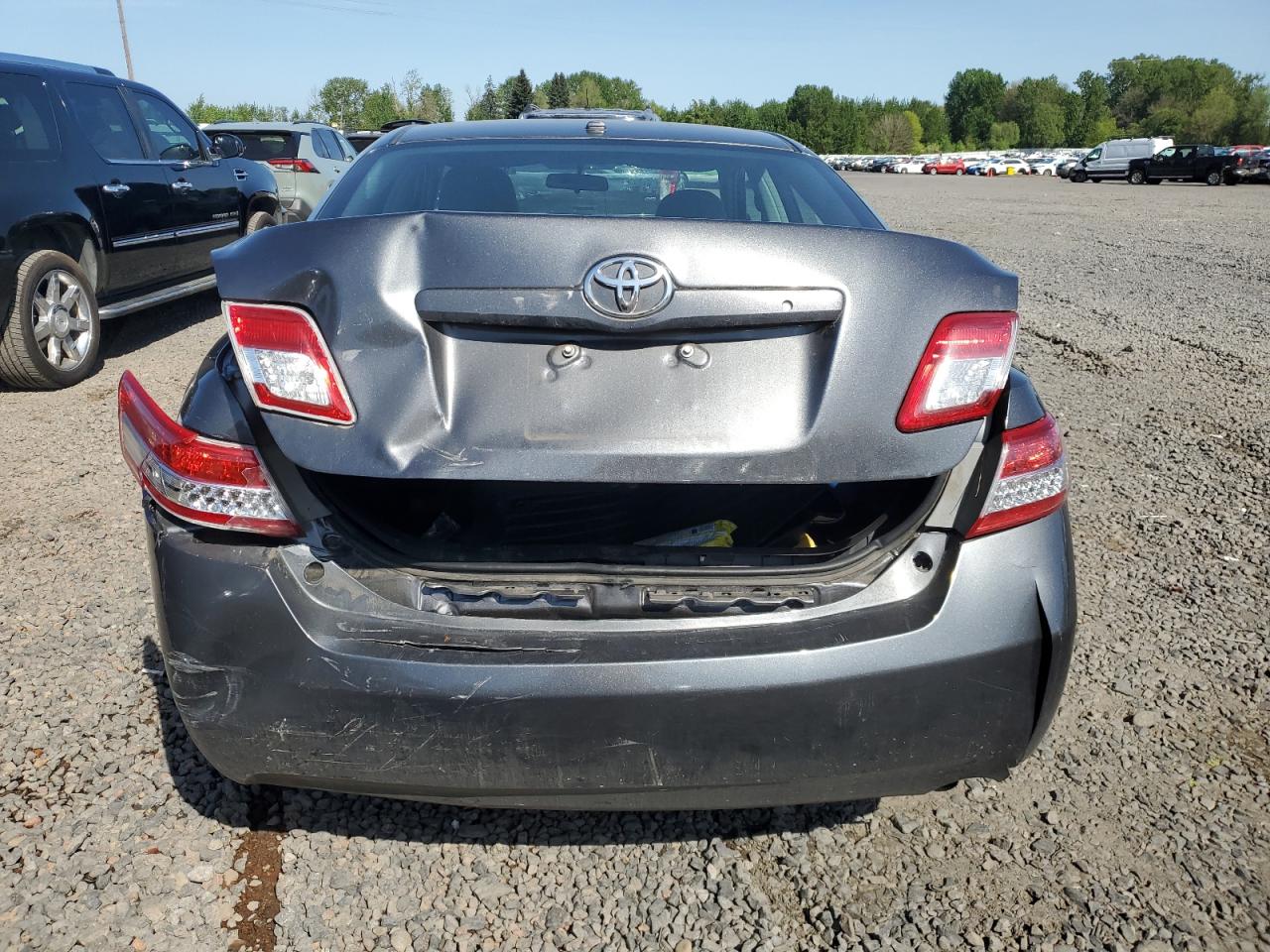 2011 Toyota Camry Base VIN: 4T1BF3EK8BU220769 Lot: 54784325