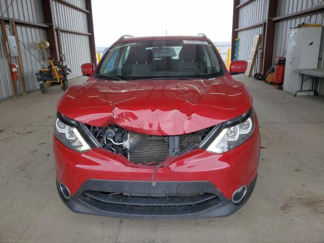  NISSAN ROGUE 2017 Czerwony