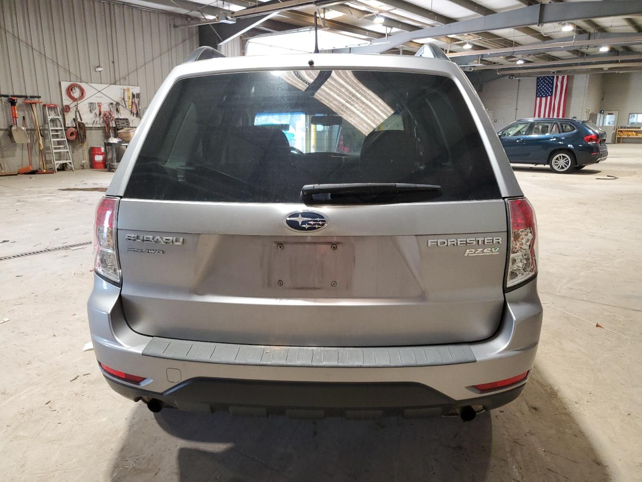 2011 Subaru Forester 2.5X Premium VIN: JF2SHADC0BH733957 Lot: 54009395