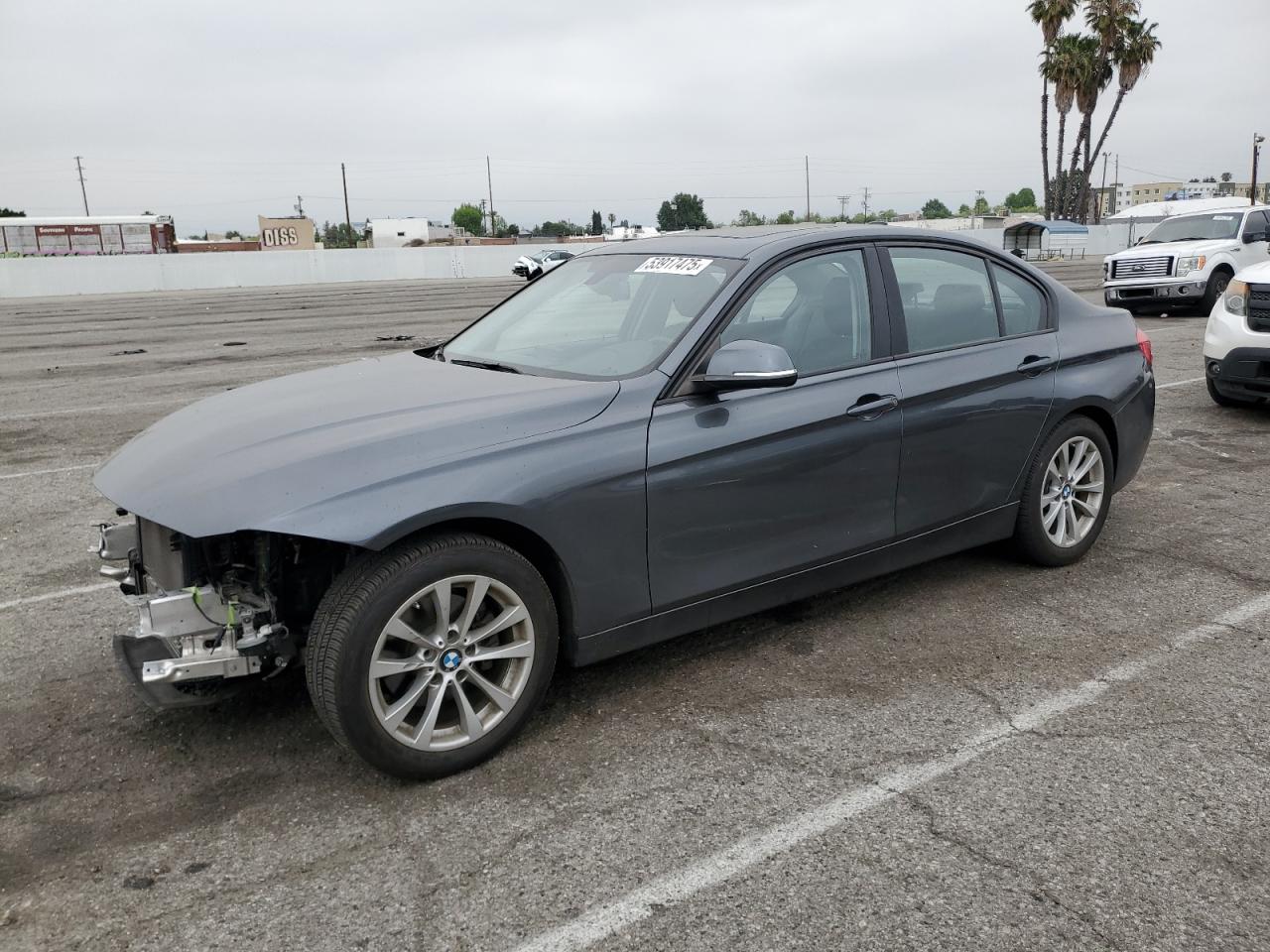 2018 Bmw 320 I продається в Van Nuys, CA - Front End
