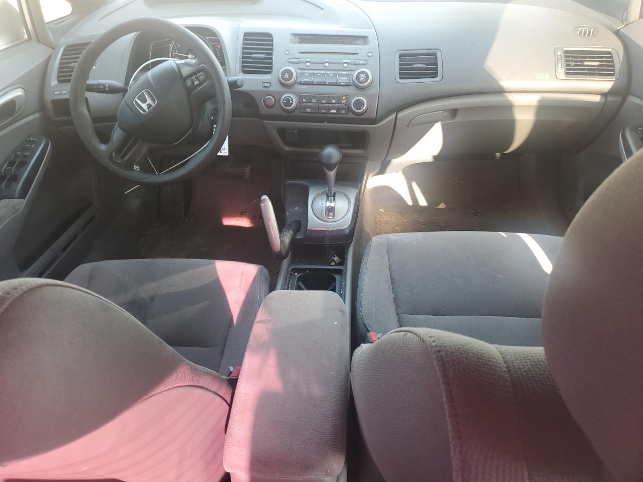 2006 Honda Civic Lx VIN: 1HGFA165X6L108411 Lot: 52946325