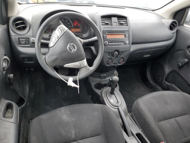  NISSAN VERSA 2017 Сріблястий