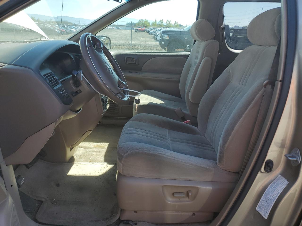 2000 Toyota Sienna Le VIN: 4T3ZF13C1YU186009 Lot: 53212655