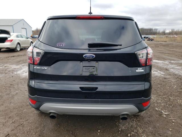 Parquets FORD ESCAPE 2017 Czarny