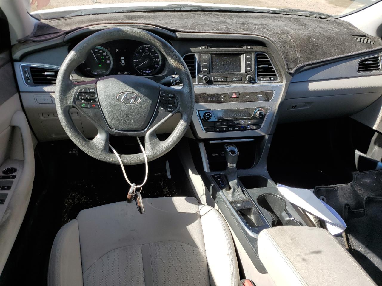 2016 Hyundai Sonata Hybrid VIN: KMHE24L1XGA037486 Lot: 54898265