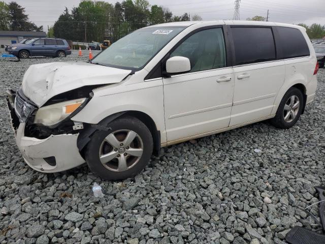 2010 Volkswagen Routan Se