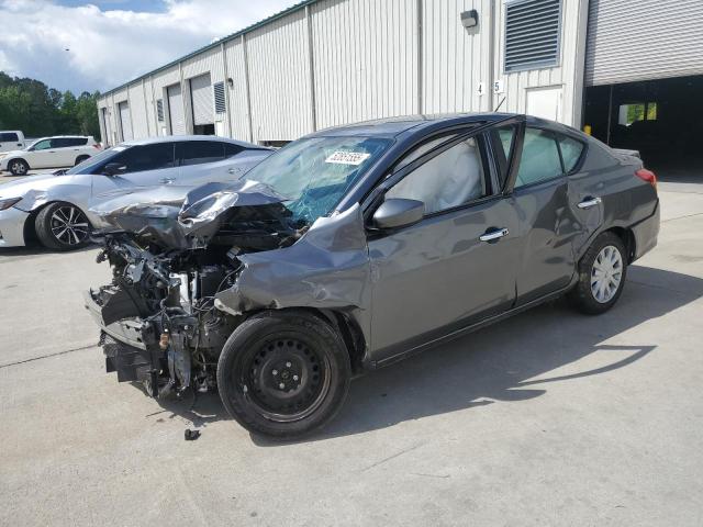  NISSAN VERSA 2018 Szary