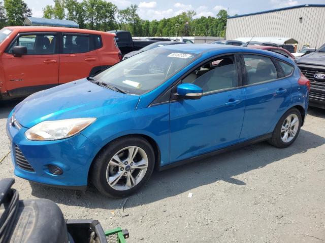 Hatchbacks FORD FOCUS 2014 Granatowy